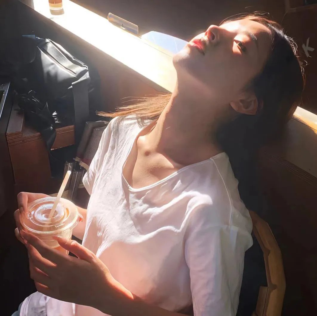 索女罗拉 在线观看